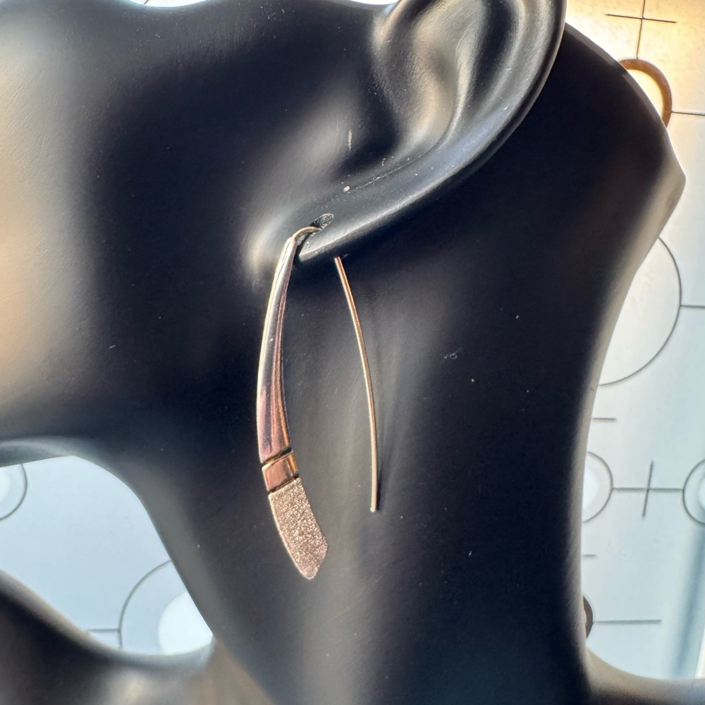 Stacy Givon Medium Threader Sterling Silver Earrings.